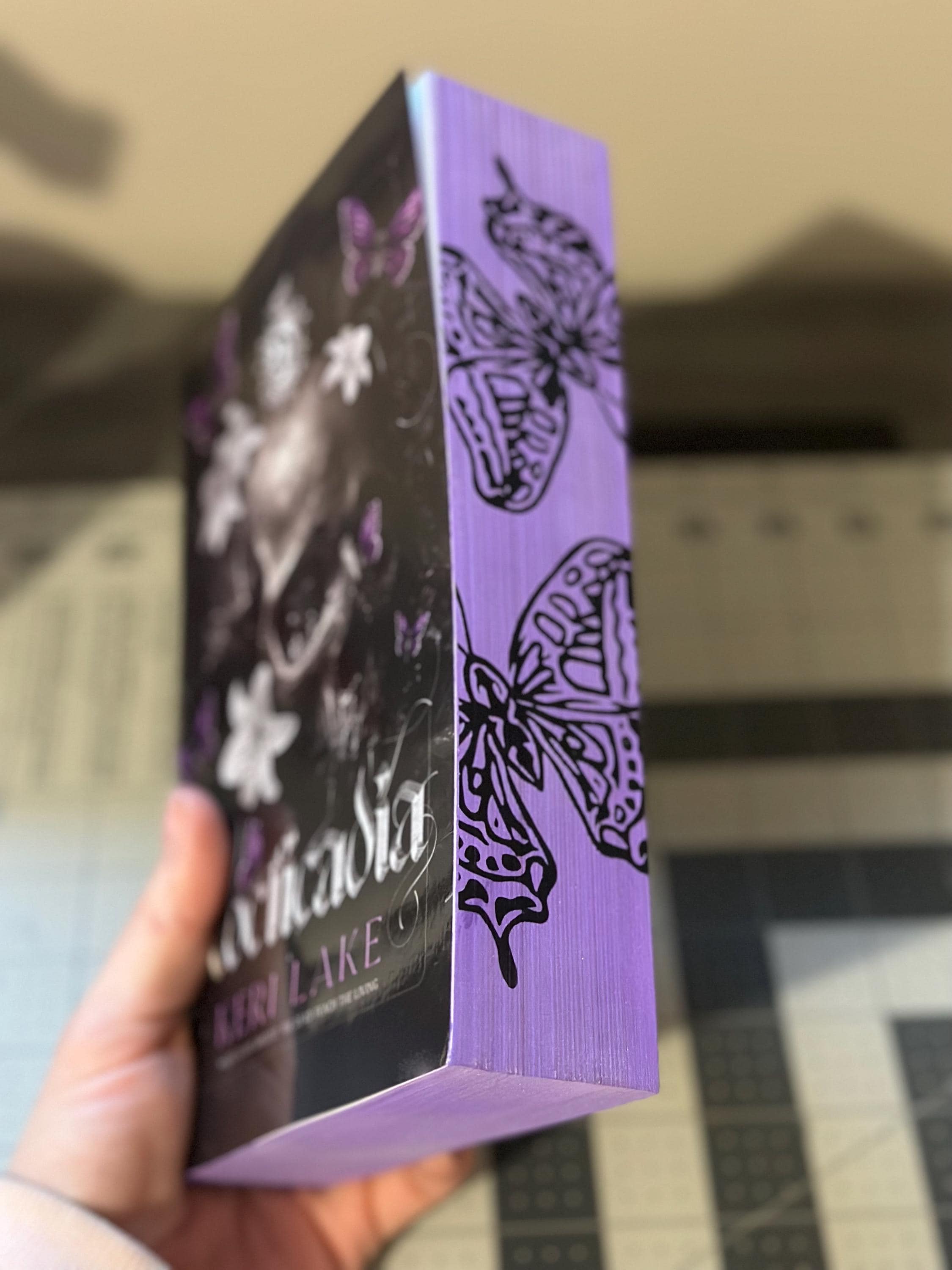 Blind Date with a Sprayed Edge – Mystery Romance Book Box